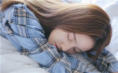 ​找前任聊天怎么开场？表达后悔又不失真诚的第一句