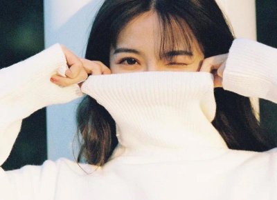 ​发女朋友照片配什么话 发女朋友照片低调文字