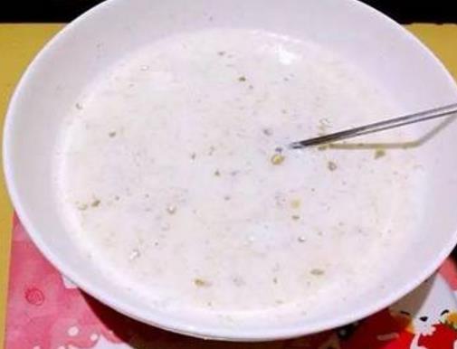 最简单又 省钱的祛斑方法，教你健康恢复白富美