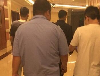 快手李舒克为什么被打 说是仙洋旗下的主播打的