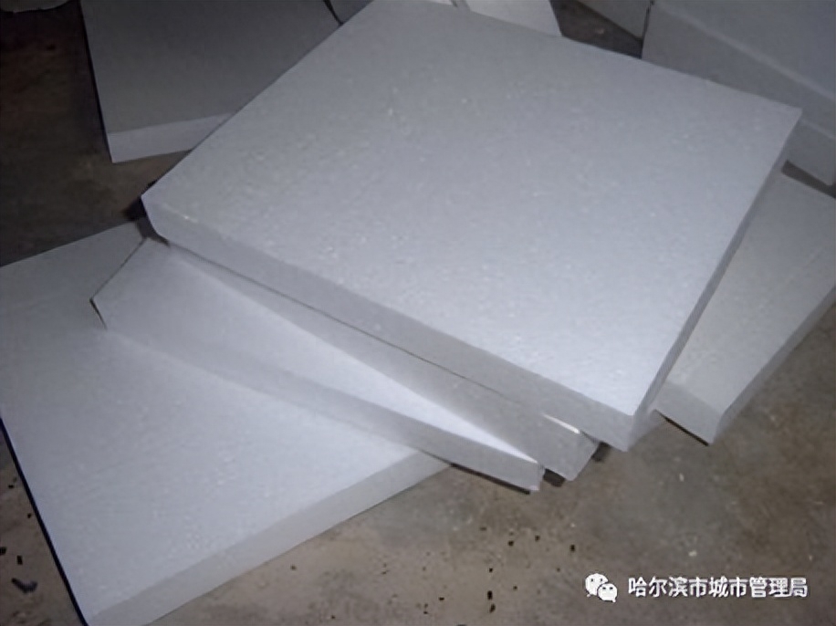 泡沫属于什么垃圾(泡沫可以扔小区垃圾桶吗)