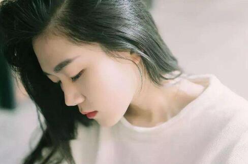 女人联系前男友的目的是想复合