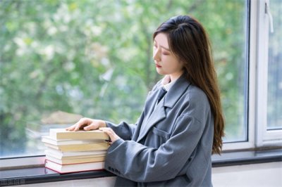 ​染发技巧怎么染最匀（头发怎么才能染均匀？学会这八招轻松染头发）