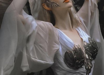 ​和女朋友没话题之后生气了怎么哄