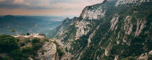 中岳嵩山海拔多少米