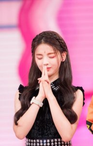 ​杨超越为什么叫锦鲤