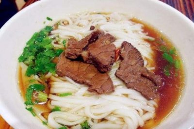 ​舌尖上的美味：长沙坡子街五大必吃美食