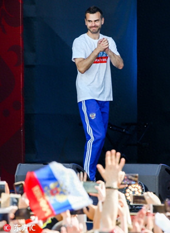 俄罗斯队谢幕世界杯：谢谢球迷一路支持，我们已全力以赴