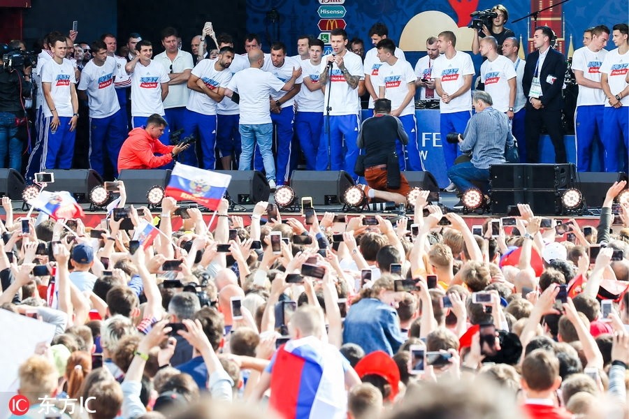 俄罗斯队谢幕世界杯：谢谢球迷一路支持，我们已全力以赴