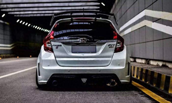 小车也能玩出大花样，本田飞度各类改装大图