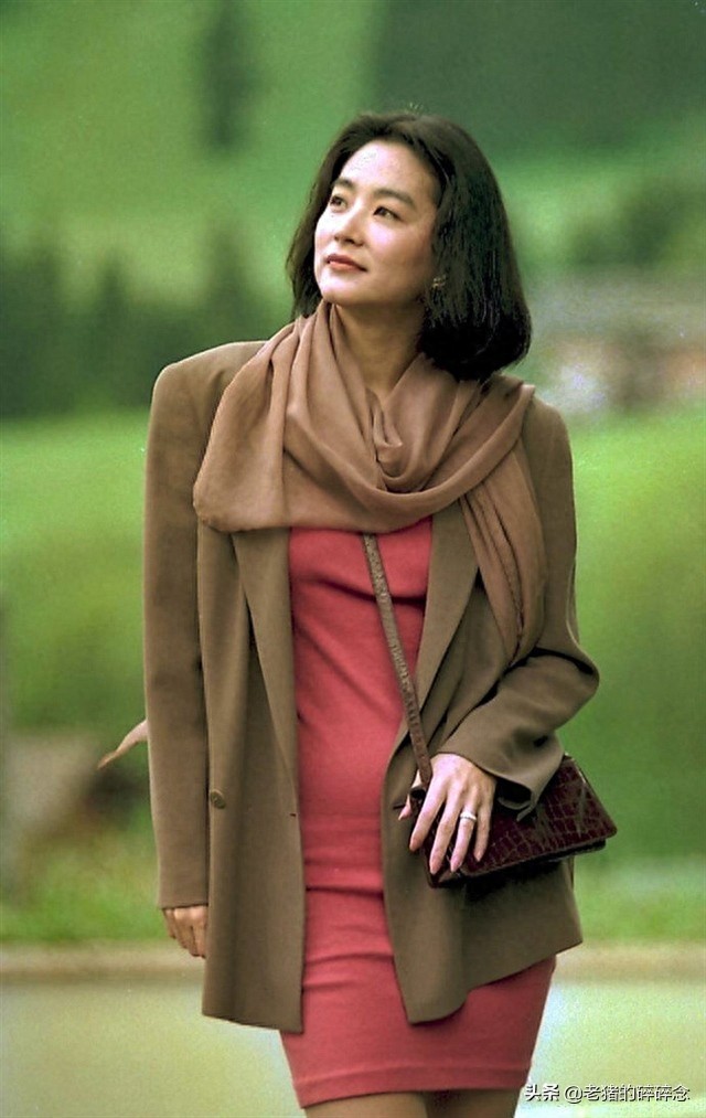 一组年轻时代的绝美林青霞旧照，真是惊艳了时光